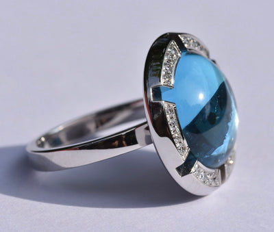 Chaumet Topaz & Diamond Ring 18k